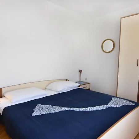 Geraeumige In Punta In Strandnaehe * Umag