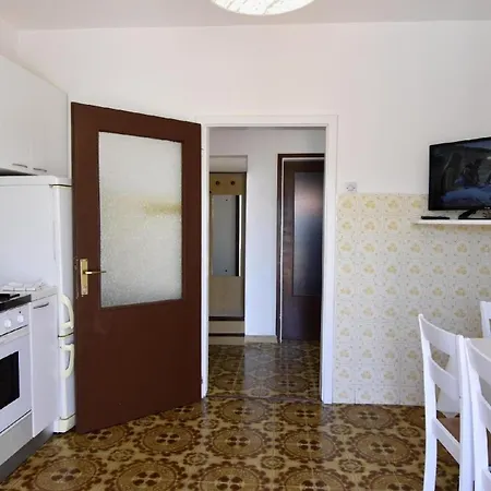 Geraeumige In Punta In Strandnaehe * Umag